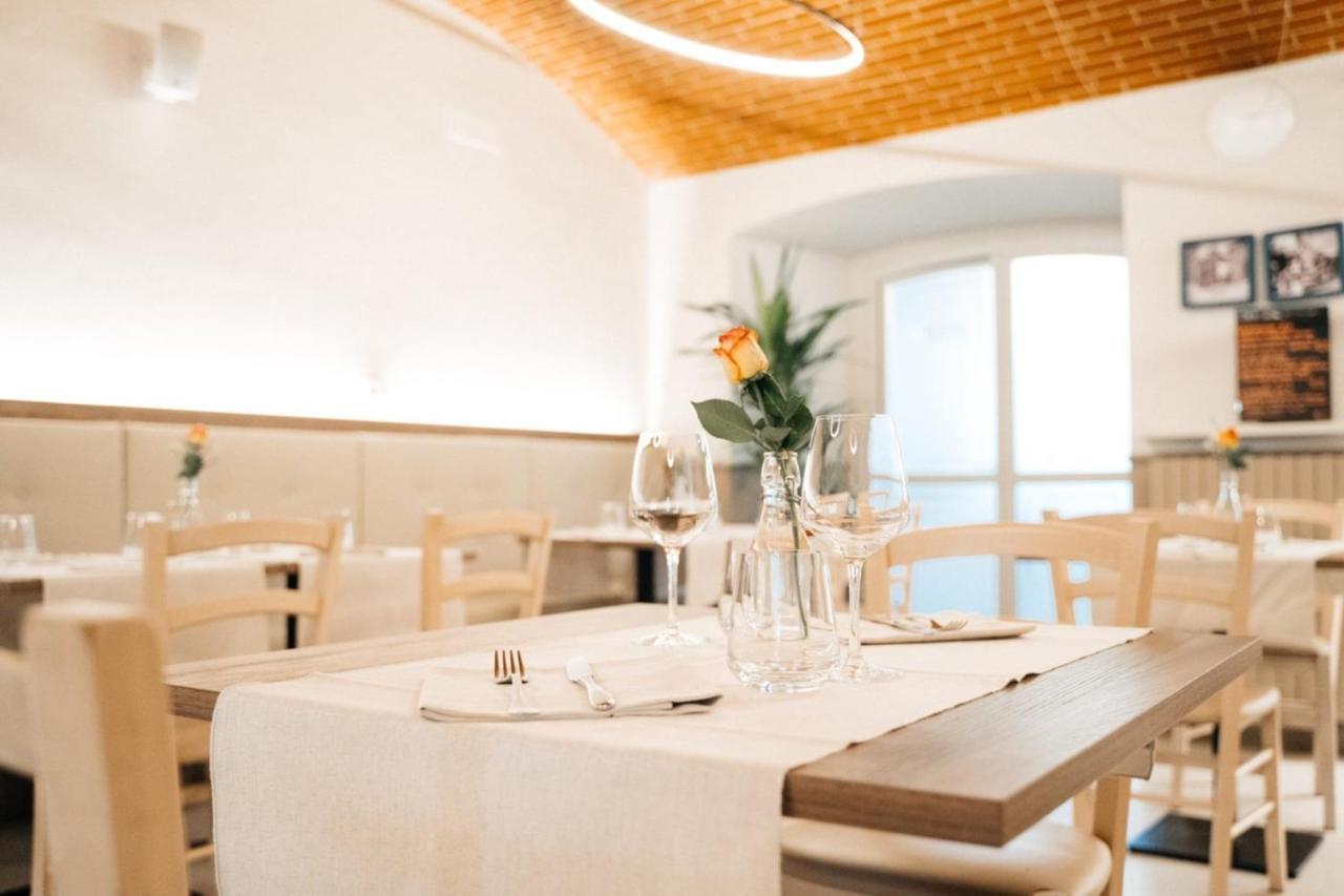 Le Lanterne Hotel Borgo San Dalmazzo Buitenkant foto