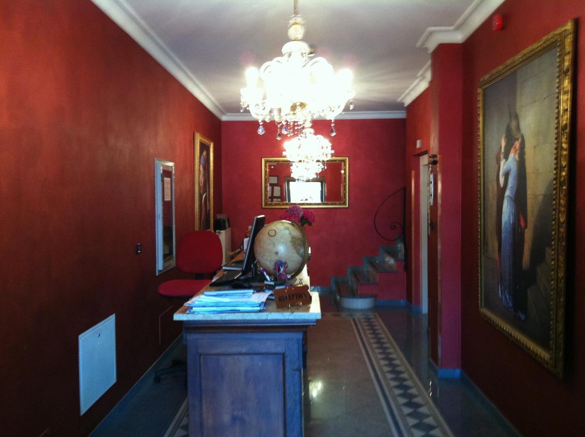 Le Lanterne Hotel Borgo San Dalmazzo Buitenkant foto
