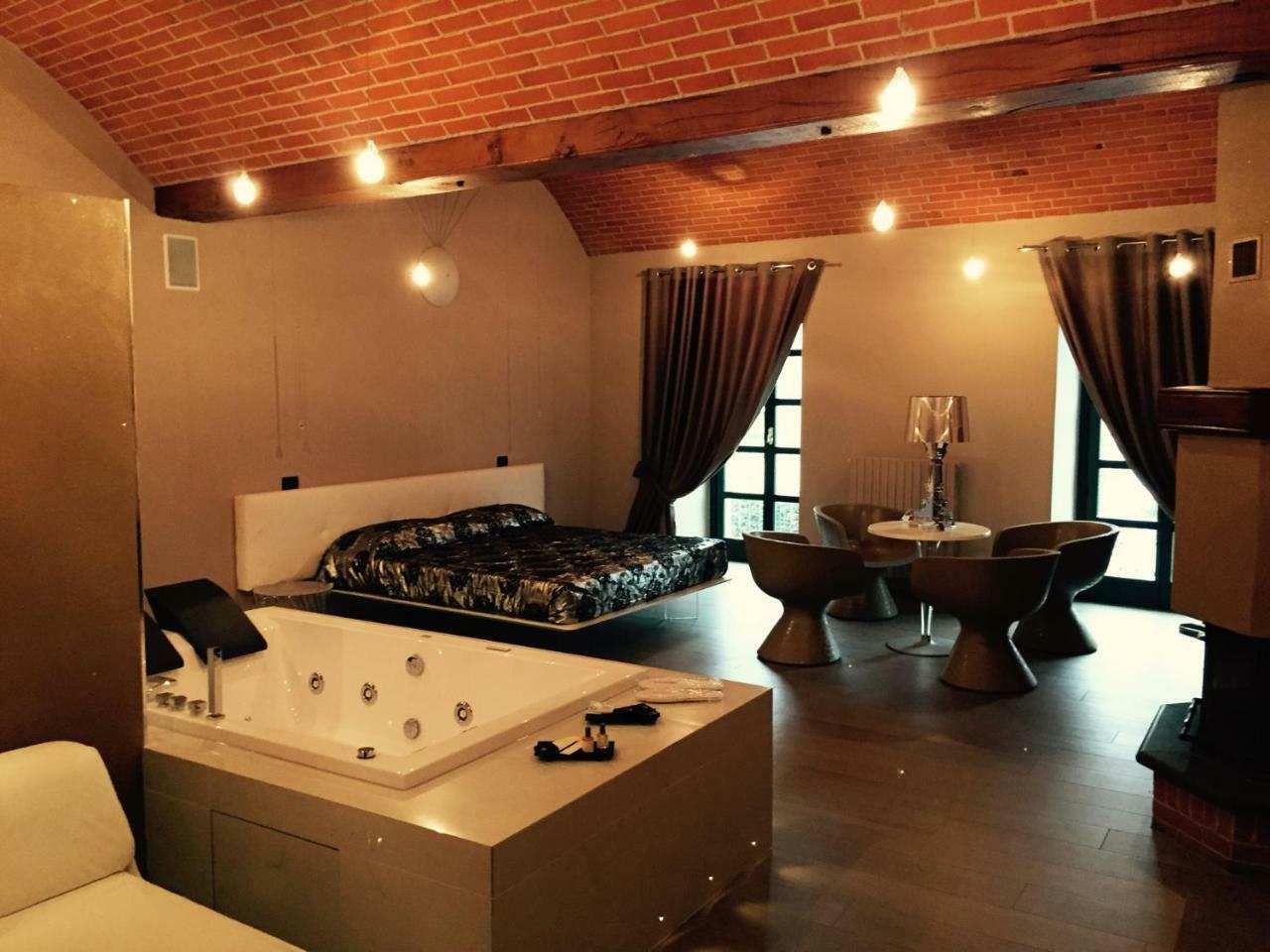 Le Lanterne Hotel Borgo San Dalmazzo Buitenkant foto