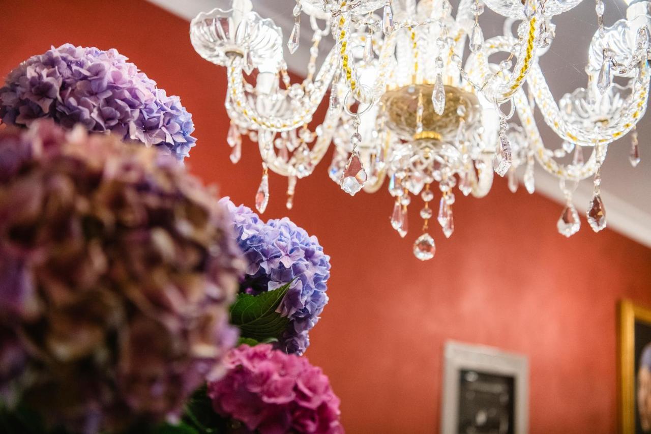 Le Lanterne Hotel Borgo San Dalmazzo Buitenkant foto